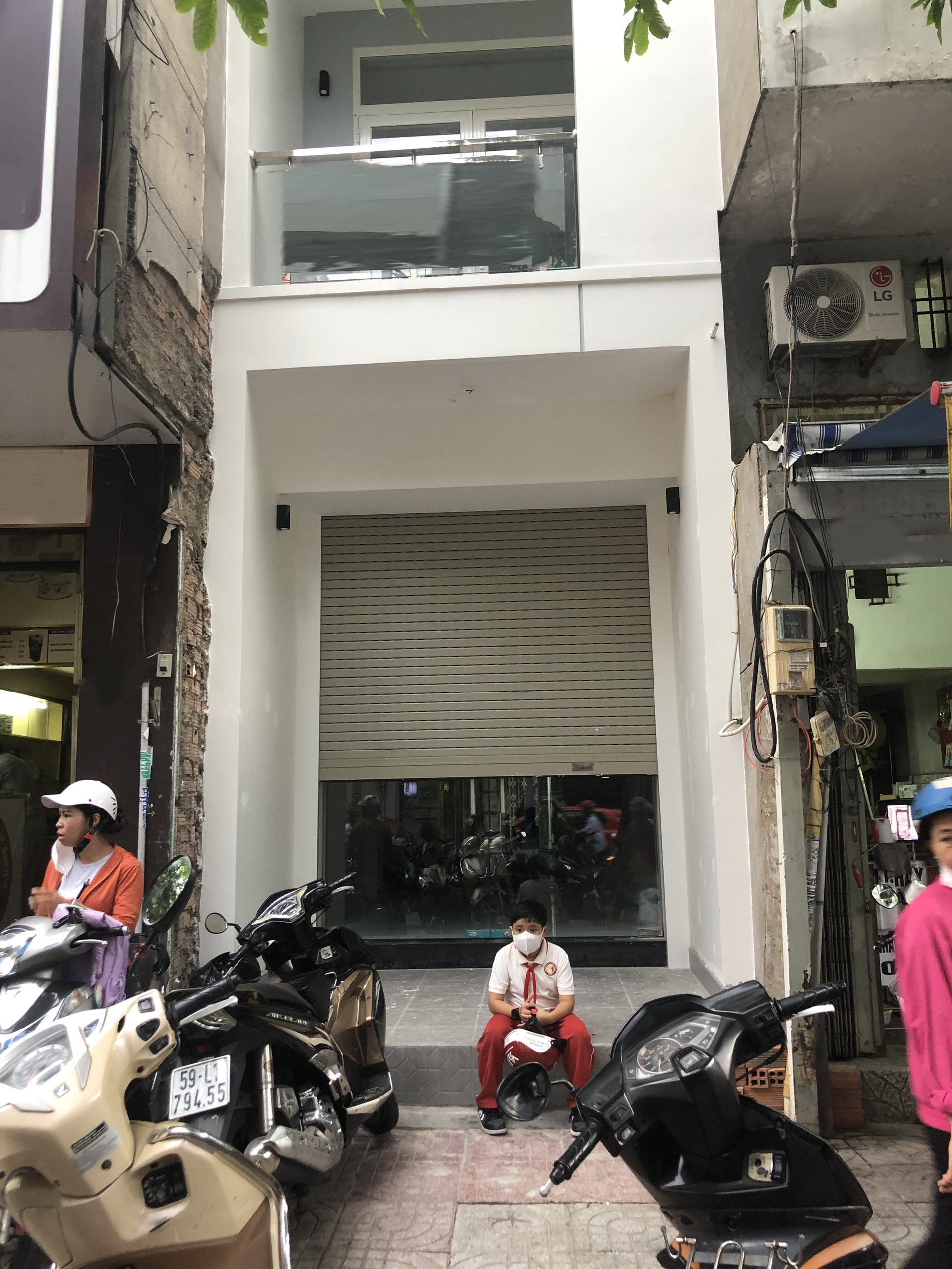 Cho thuê nguyên căn mặt tiền Đường Nguyễn Đình Chiểu, Phường 4, Quận 3,